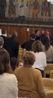 No momento, você está visualizando Protesto pró-Palestina termina com manifestantes levados a hospital e delegacia; VEJA VÍDEO