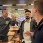 Lucas Pavanato e Guilherme Boulos se encontram no Aeroporto de Brasília e trocam provocações; VEJA VÍDEO