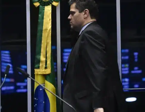 No momento, você está visualizando Senado nega acesso a registros de Vorcaro, mulher de Moraes e Lulinha