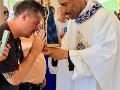 Padroeira Fest reúne cerca de 300 pessoas em dia de fé, solidariedade e diversão em Marília. Evento no Country Clube celebrou Nossa Senhora Aparecida com muitas atividades. Veja