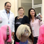 Doe Suas Tranças Rapunzel chega à 4ª edição para arrecadar mechas e apoiar mulheres em tratamento contra o câncer de mama. Saiba como ajudar