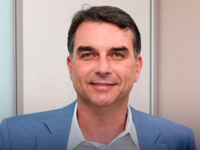 Flávio defende reforma do Judiciário e diz que Alexandre de Moraes atua como “articulador político de Lula em Brasília”
