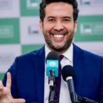 Petistas secomportam como”gado” de Janonespara impulsionar Lula, apesar de condenações porrachadinha emachismo. Até medida protetiva para a ex-esposa. Que exemplo…
