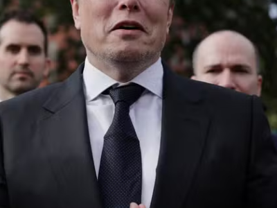 Elon Musk promete dar ações da SpaceX a crianças dos EUA a partir de 2027
