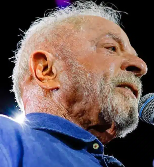 No momento, você está visualizando Lula quer limitar que pessoas tenham mais de um cartão de crédito no Brasil