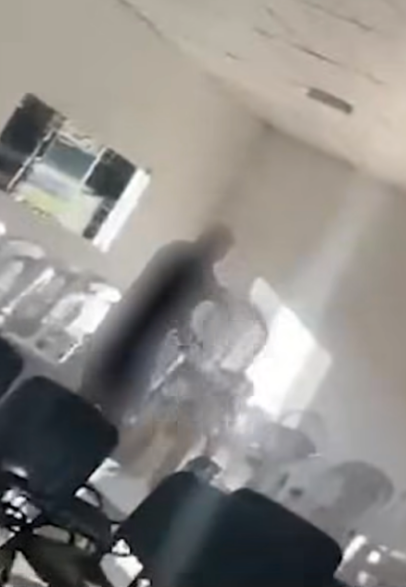 No momento, você está visualizando IMAGENS SENSÍVEIS: Grupo invade igreja em São Paulo, agride fiéis com cadeiras e ameaça matar pastor; VEJA VÍDEO