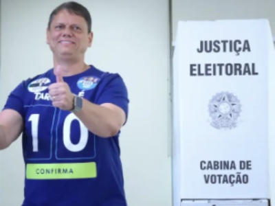 O recado de Tarcísio após a derrota de Flávio Bolsonaro para Lula no segundo turno